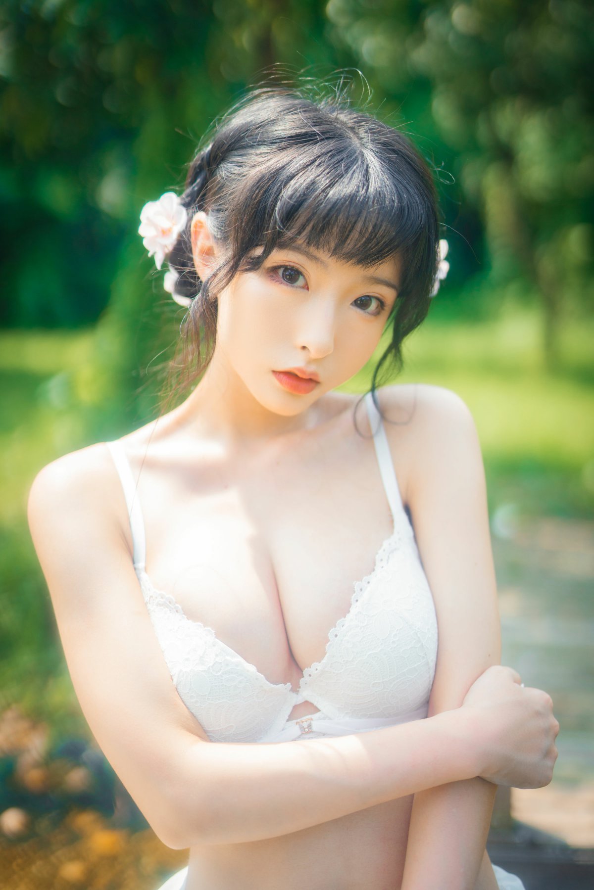 清水由乃 - 蕾丝花园